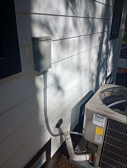 AC disconnect