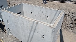 #7 vault